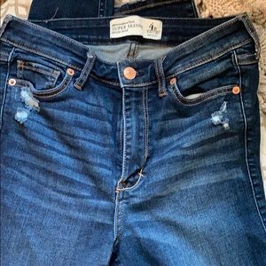 Abercrombie & Fitch - super skinny high rise